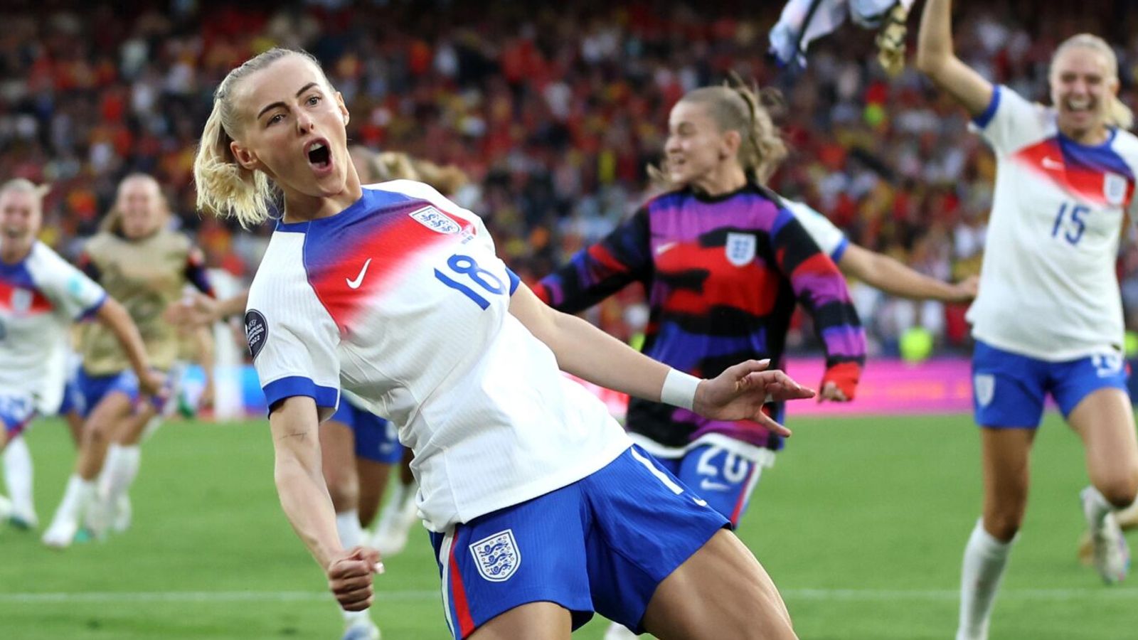 England win Euro 2025: Penalty shoot-out heroes Chloe Kelly and Hannah Hampton reflect on Lionesses victory | Football News