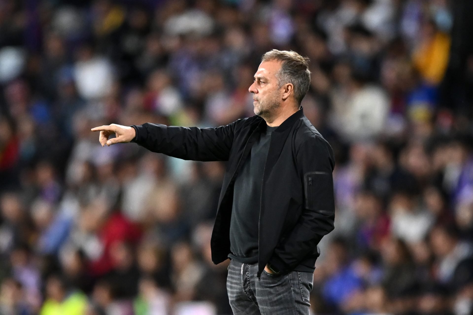 Flick aware of Barcelona’s delicate situation but expects the club to sign a new atacker