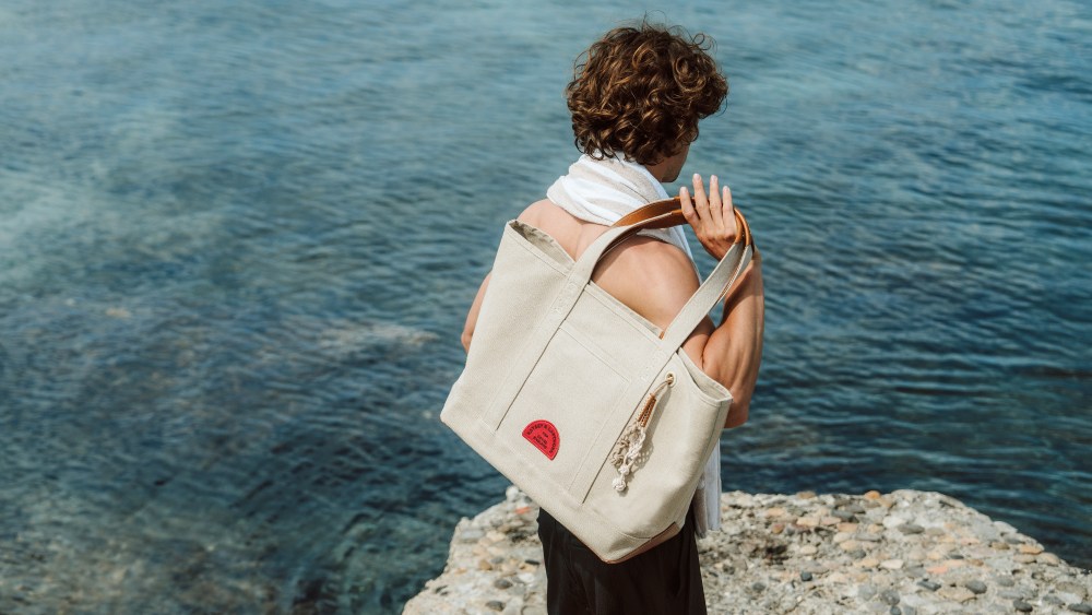 JFK’s Sailmaker Ratsey & Lapthorn Launches Premium Bag Range