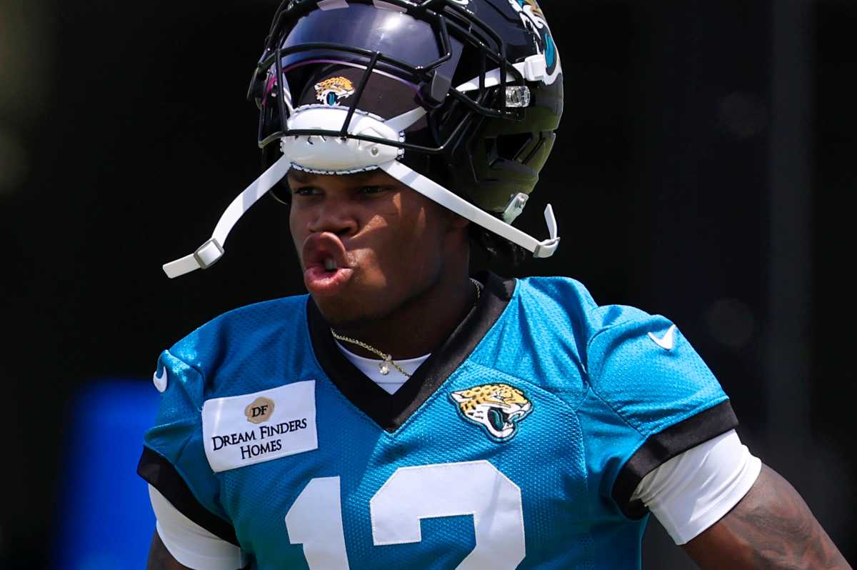 Jaguars Fans Defend Travis Hunter's Viral Antics