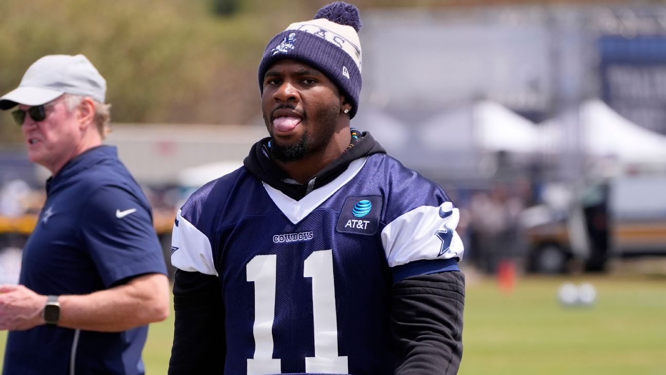 Jerry Jones hears fans chant ‘Pay Micah!’ as talks continue