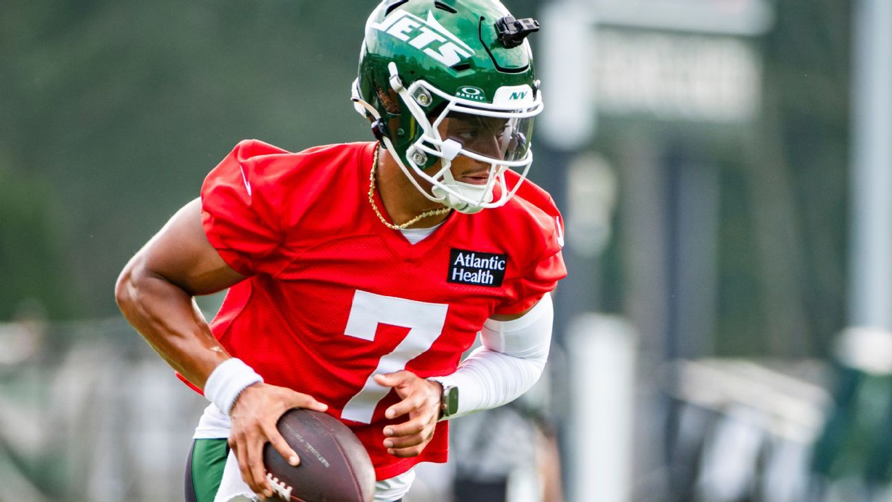 Jets’ Justin Fields ‘relieved’ that toe injury wasn’t worse