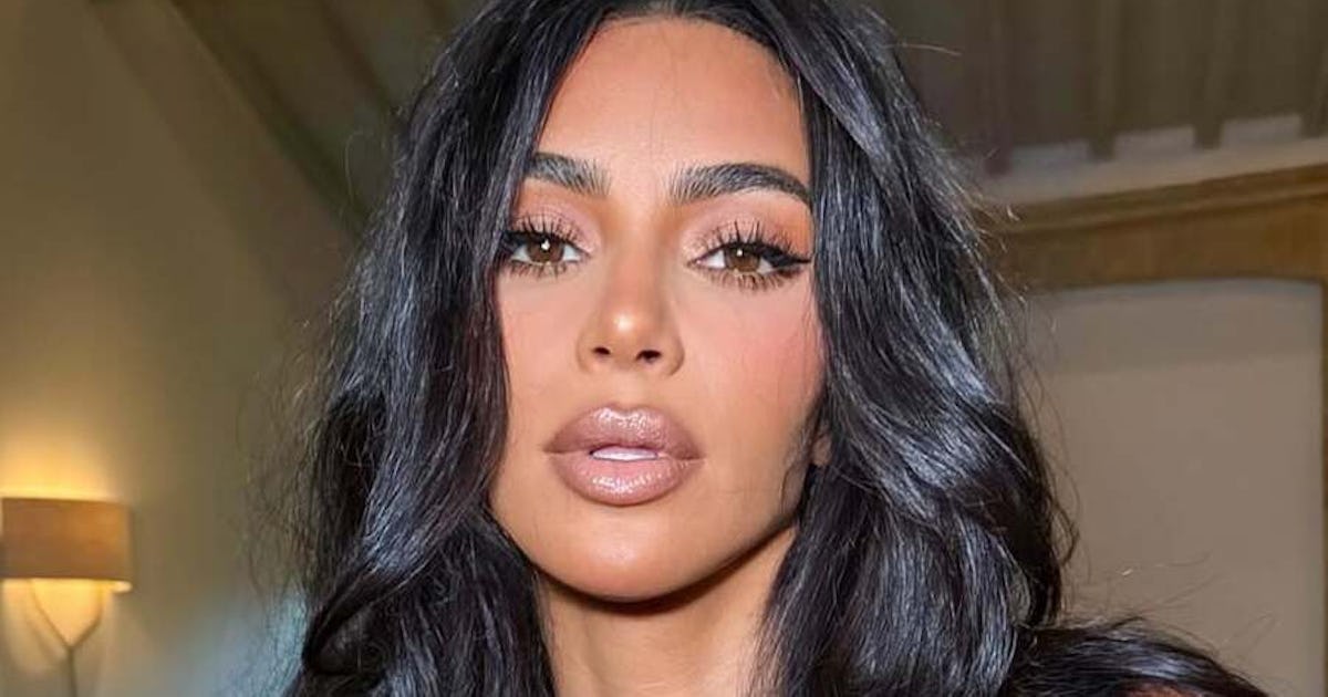 Kim Kardashian Debuts Old Hollywood Bob At Balenciaga’s Haute Couture Show