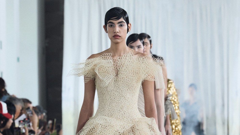 Lever Couture Fall 2025 Couture Runway, Fashion Show & Collection Review