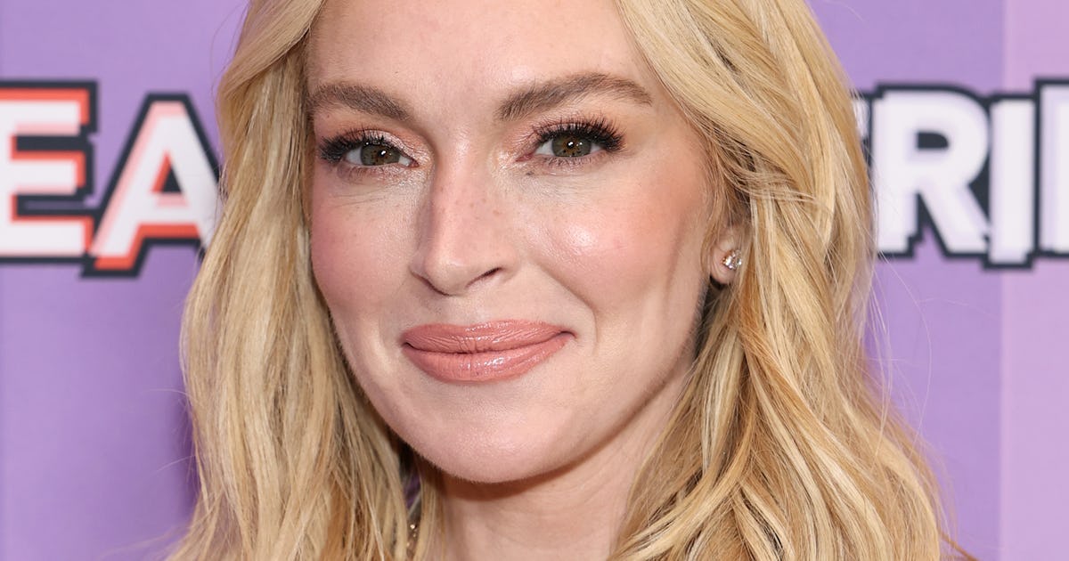 Lindsay Lohan’s Latest Hairstyle Is A Stylish Nod To ‘The Parent Trap’