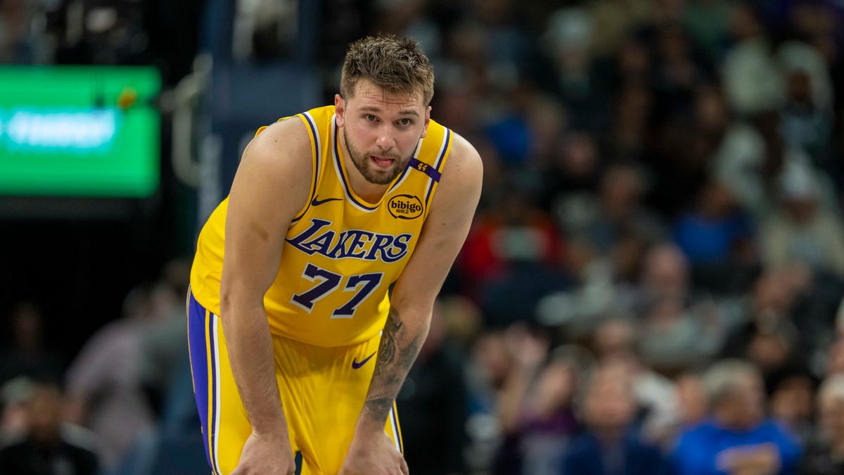Luka Dončić looks great but his supposed vertical is doubtful at best