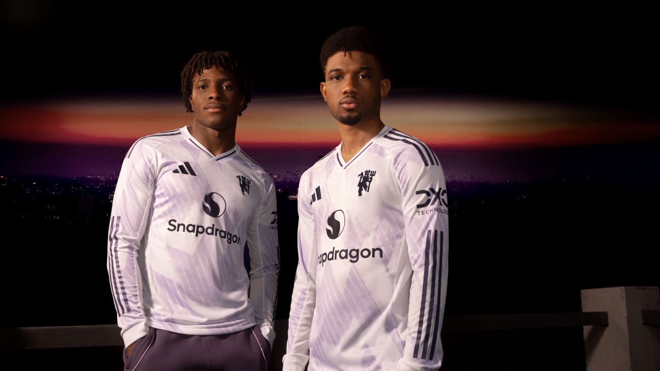 Man United bring back ‘snowflake’ away kit for 2025-26