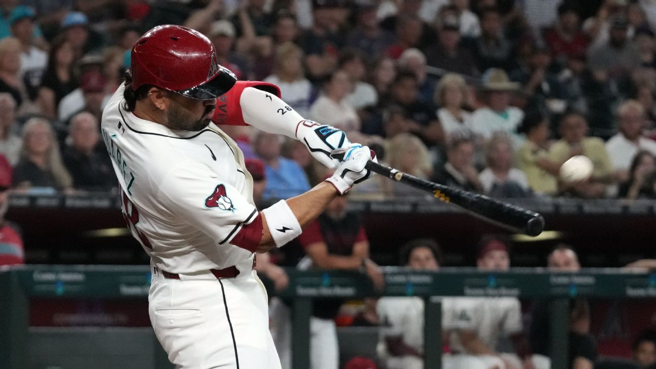 Mariners acquire Eugenio Suarez in trade with Diamondbacks