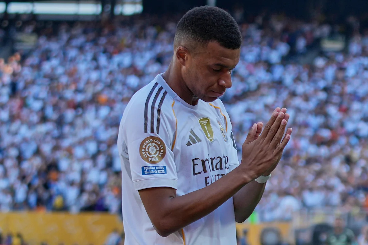 Mbappé drops legal harassment case against PSG and seeks reconciliation