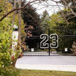 Michael Jordan's former Chicago-area estate listed on Airbnb