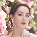 Dilraba Dilmurat Mikimoto Les Pétales