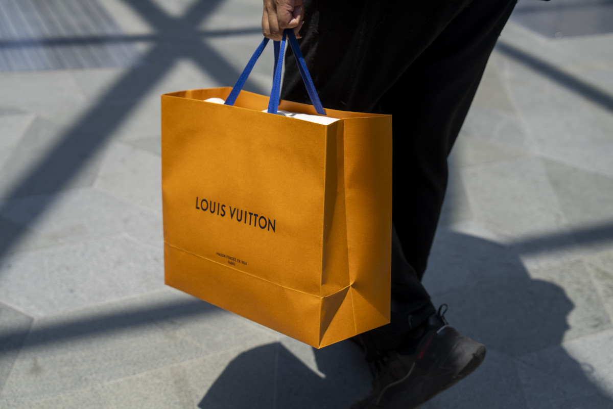 Must Read: LVMH Sees Revenue Decline in First Half of 2025, Kizik Sues Skechers Over Intellectual Property