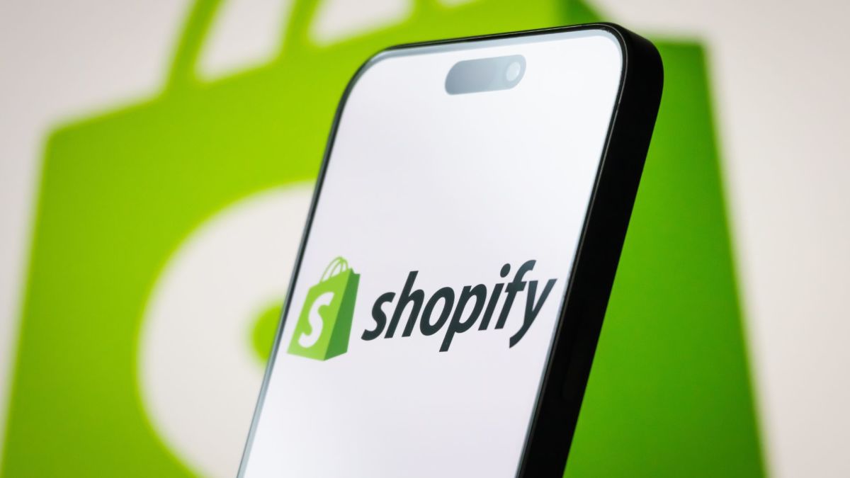 Must Read: Shopify Limits Power on AI Bots, Why the Modest Fashion Market is Facing Contradictions