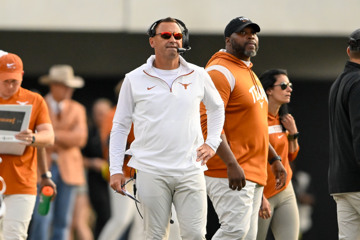 Nation's No. 1 QB Reacts to Texas' Latest Commitment