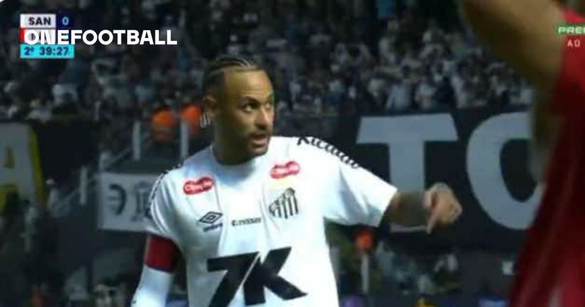 🎥 Neymar calls out fan for a scrap, heated exchange follows defeat