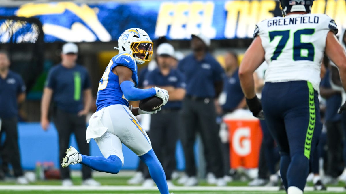 No. 9 CB Tarheeb Still