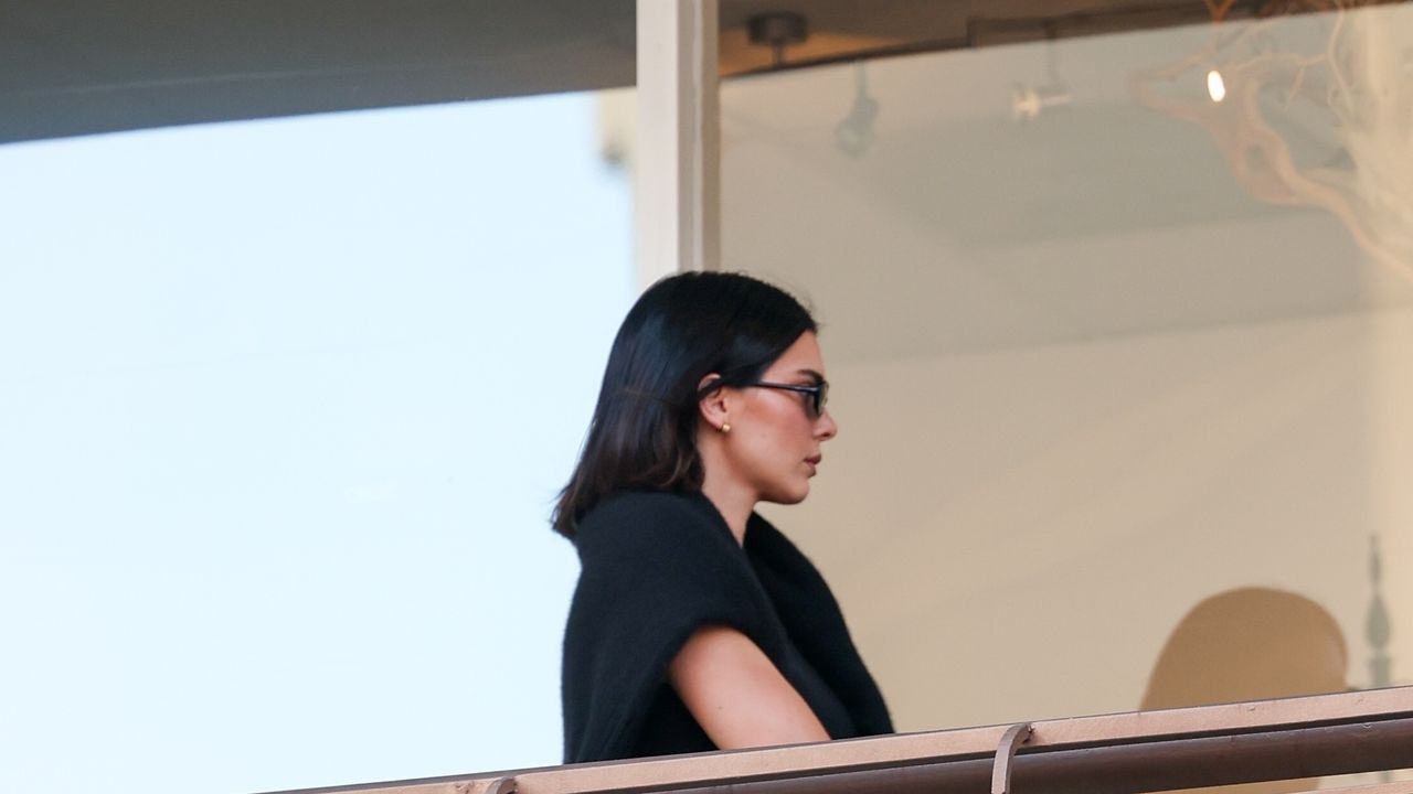 One Sushi Park Trip, Two Pant Changes for Kendall Jenner