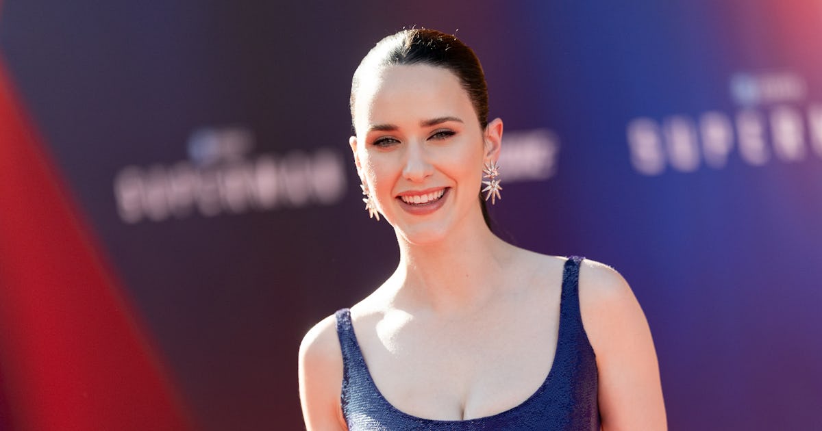 Rachel Brosnahan’s Coach Bag Is A Must-Have For Fall