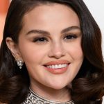 Selena Gomez’s Layered Hairstyle Is A Big Shift From Her Signature Look
