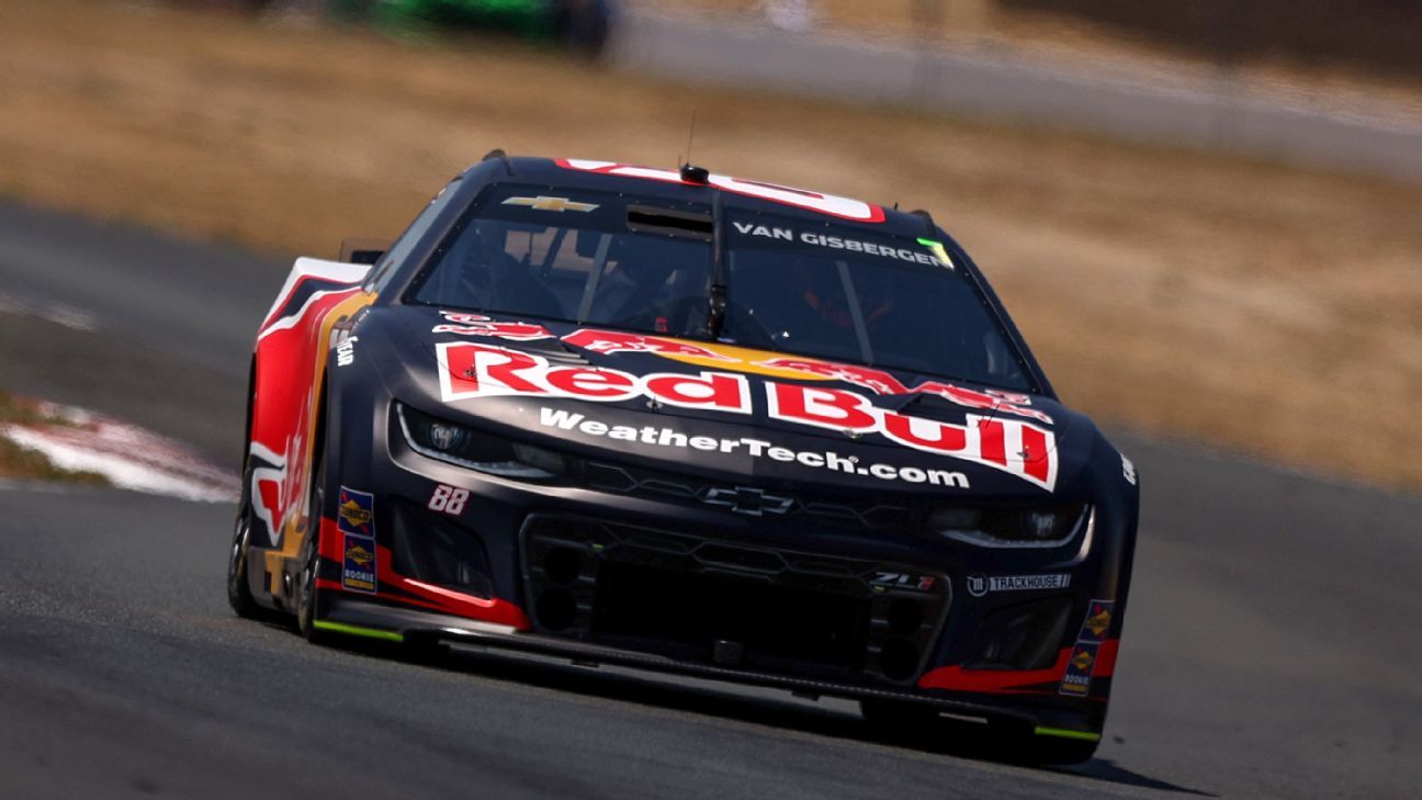 Shane van Gisbergen takes Sonoma for 2nd straight victory