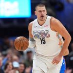 Sources - Jokic to delay extension talks until next summer