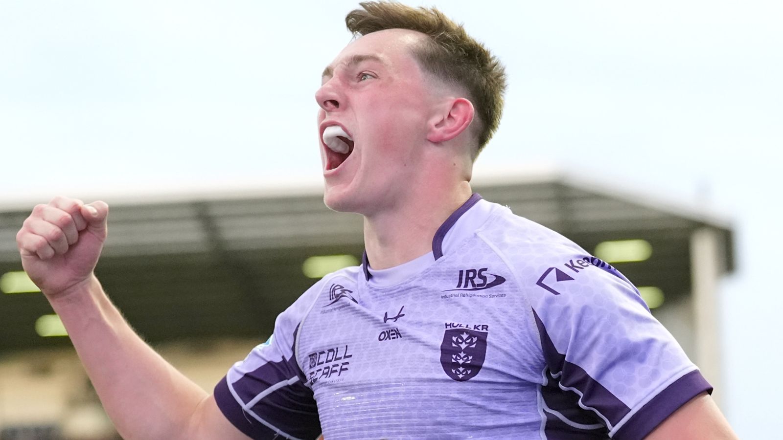 Super League: Hull KR extend lead with win over Catalans Dragons after Hull FC stun Wigan Warriors on dramatic Saturday | Rugby League News