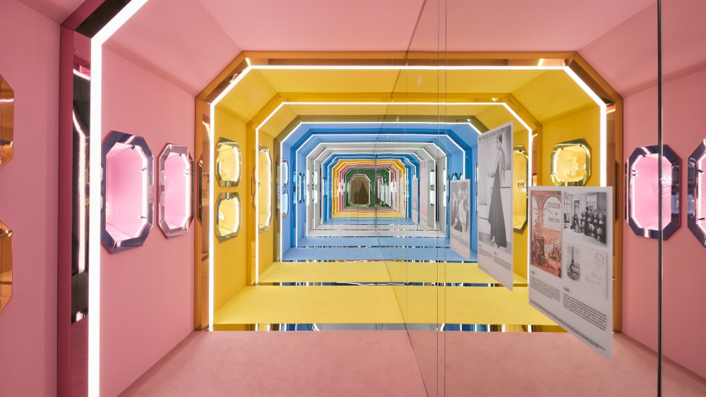 Swarovski’s ‘Masters of Light’ Exhibit Coming to Hollywood in October
