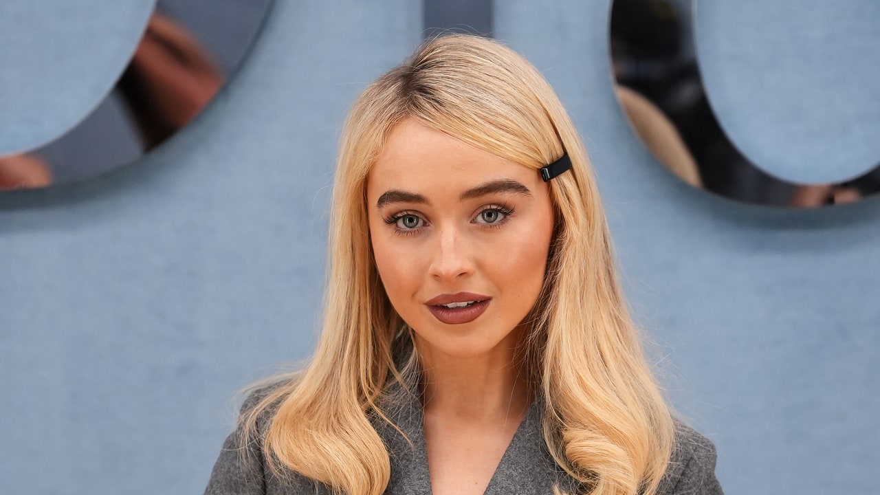 The ‘Older Sister Side Part’ Is This Summer’s Nostalgia-Hitting Hair Trend