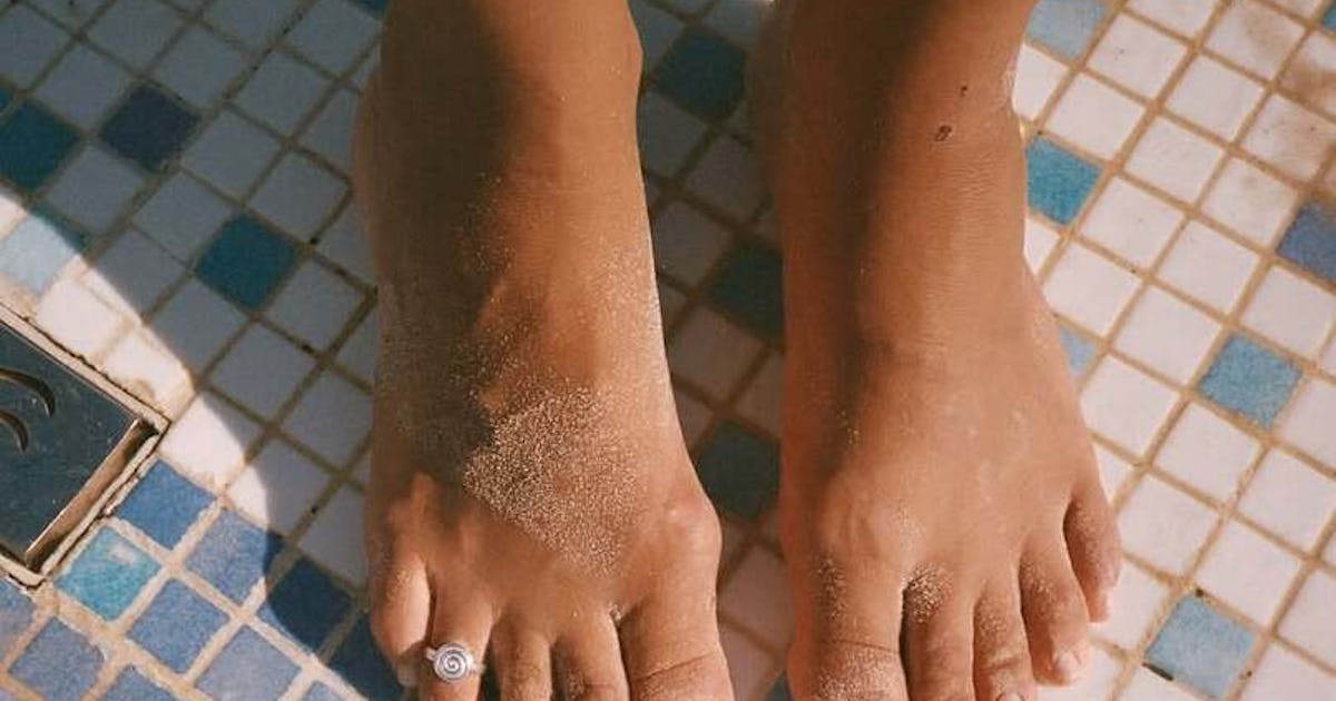 Toe Rings Are Trending This Summer — Yes, Really