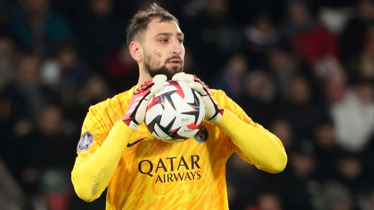 Transfer rumors, news: Man City, Man United eye Donnarumma