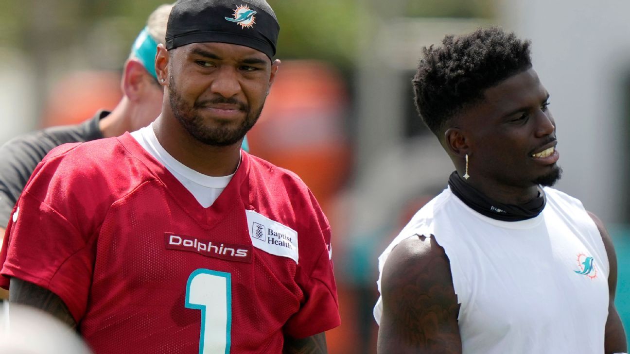 Tua Tagovailoa says Tyreek Hill working to regain Dolphins’ trust