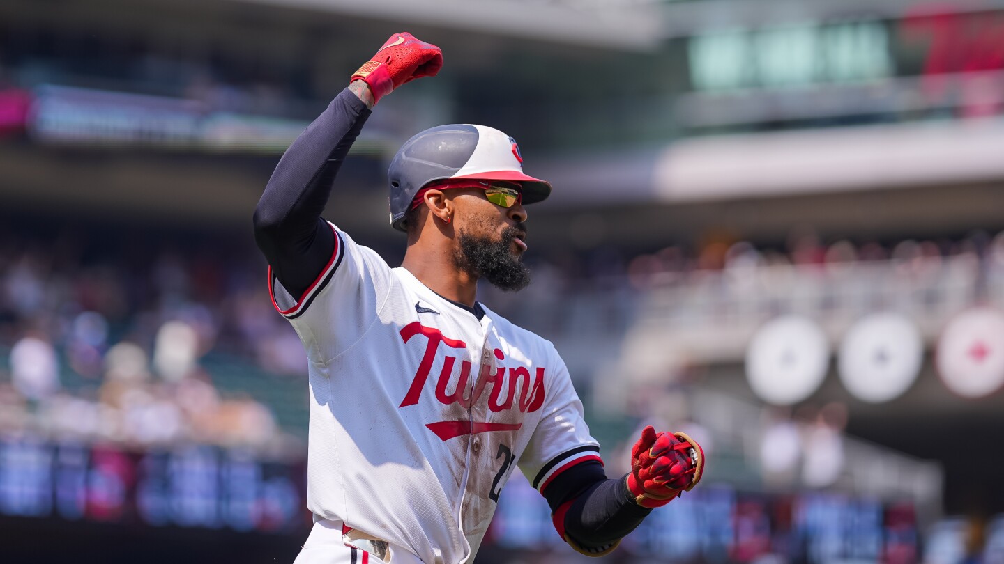 Twins’ Byron Buxton hits for first cycle at Target Field since ballpark opened in 2010