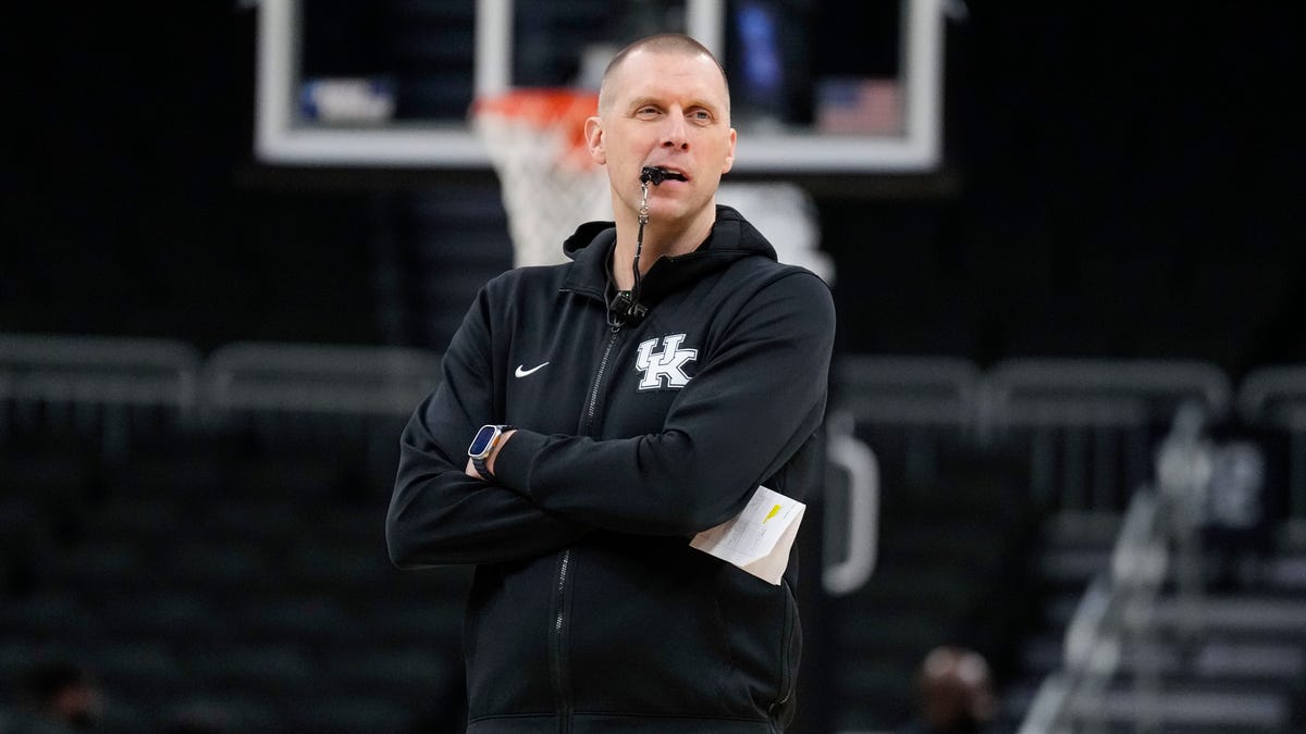 UK basketball coach shifting strategies ahead of Year 2