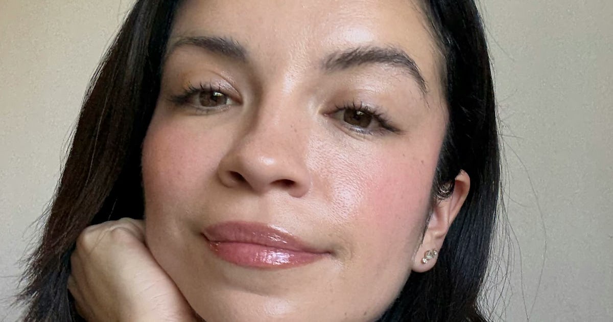 We Tried Summer Fridays Blush Butter Balm To See If It’s Worth The Hype
