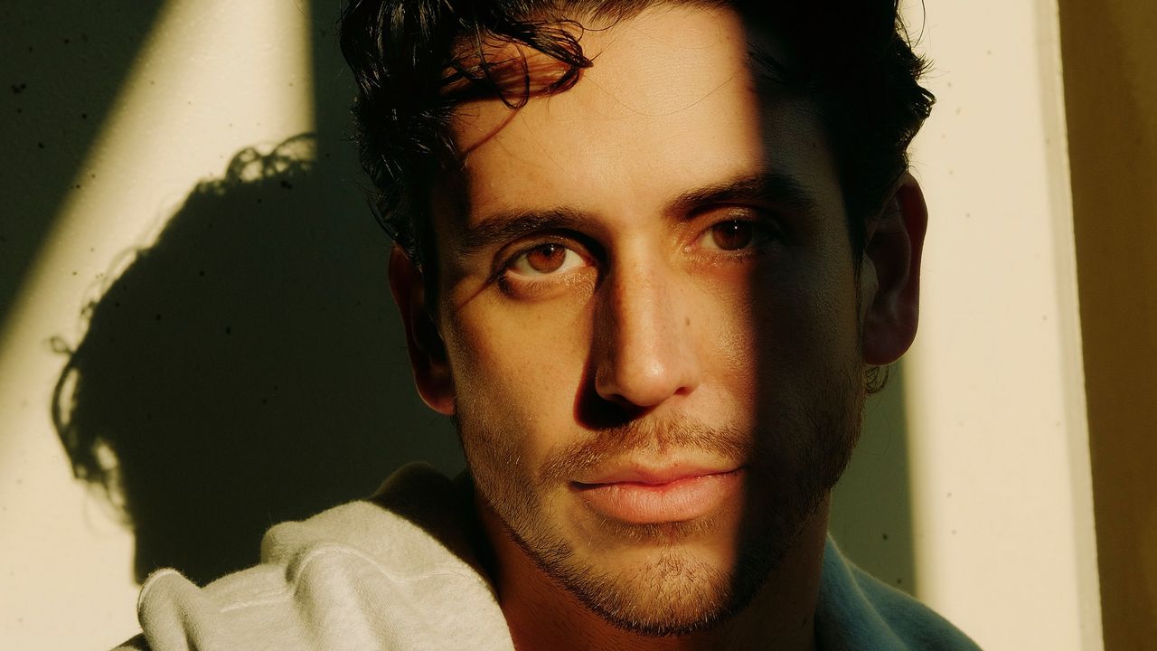 What Is the Ideal Skincare Routine for Men? 2 Top Dermatologists Weigh In