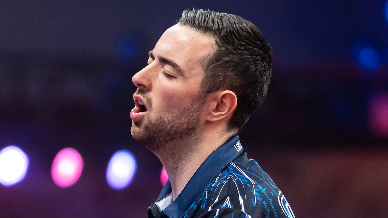 World Matchplay 2025: Reigning champion Luke Humphries suffers shock upset loss to Gian van Veen as Nathan Aspinall also loses on opening night | Darts News