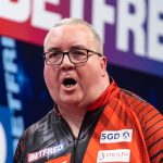 World Matchplay 2025: Stephen Bunting wins thrilling tie-break against Gary Anderson as James Wade also progresses to quarters | Darts News