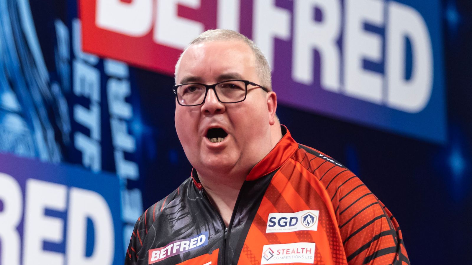 World Matchplay 2025: Stephen Bunting wins thrilling tie-break against Gary Anderson as James Wade also progresses to quarters | Darts News