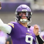13-play stint caps emotional day for J.J. McCarthy's long-awaited return