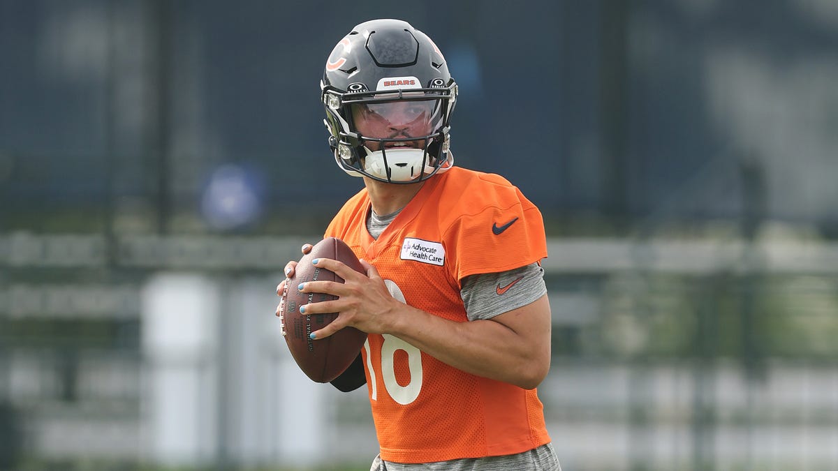 Bears QB Caleb Williams must embrace check-down plays in 2025