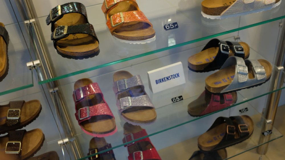 Birkenstock Holding BIRK Q3 2025 Earnings Revenues Up Consumer Demand