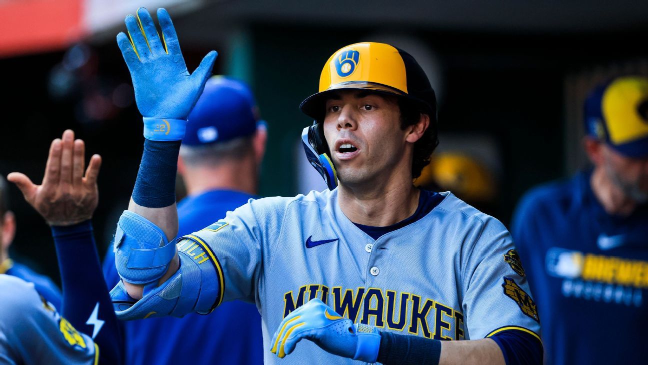 Brewers rally past Reds, tie club record with 13th straight win