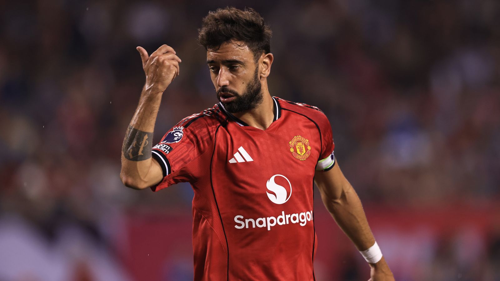 Bruno Fernandes critical of ‘lazy’ Man Utd display against Everton and hopes for ‘one or two’ more signings | Football News