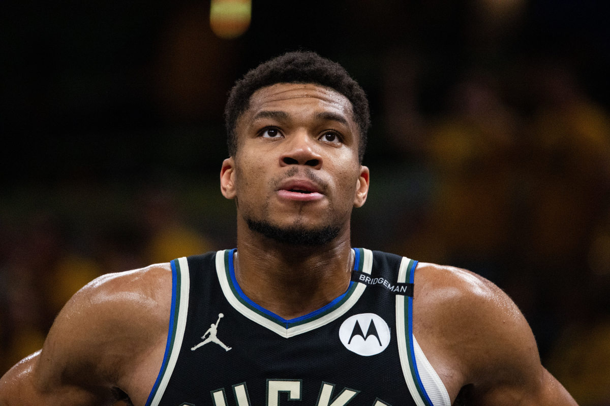 Bucks Sign Former Undrafted Outside Shooter to a 1-Year Deal