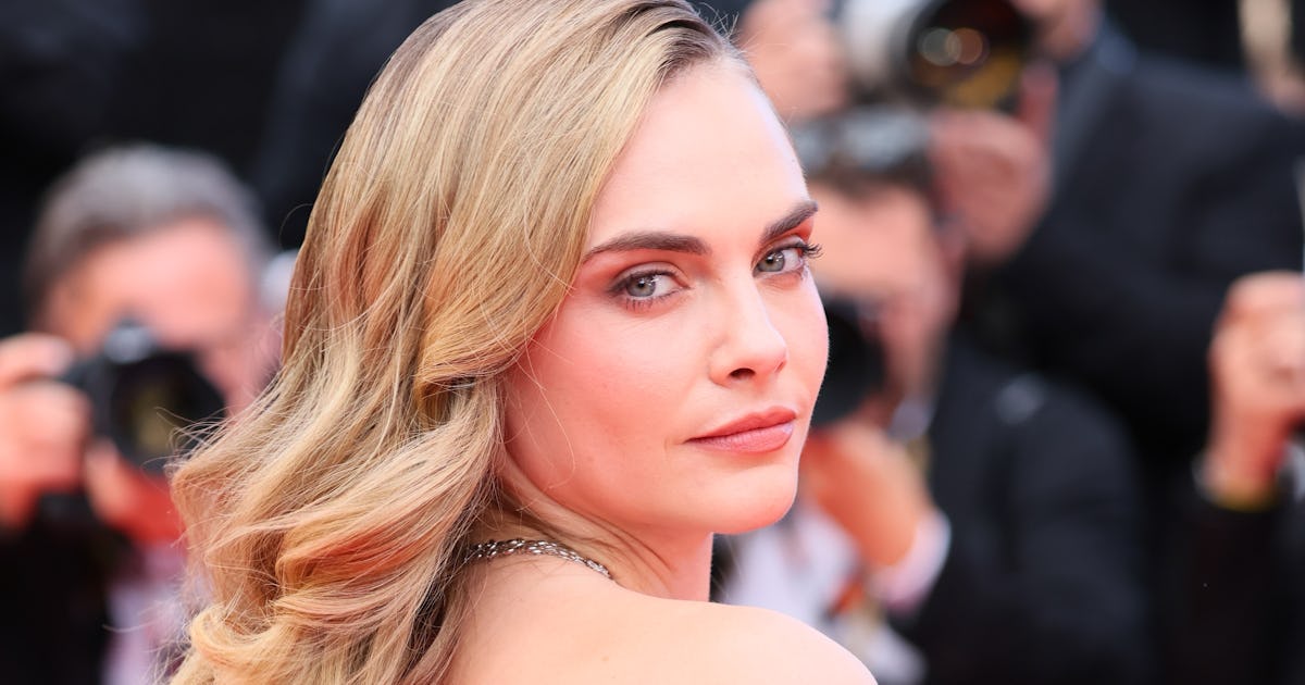 Cara Delevingne’s Maroon Monochrome Look Is Fall-Ready