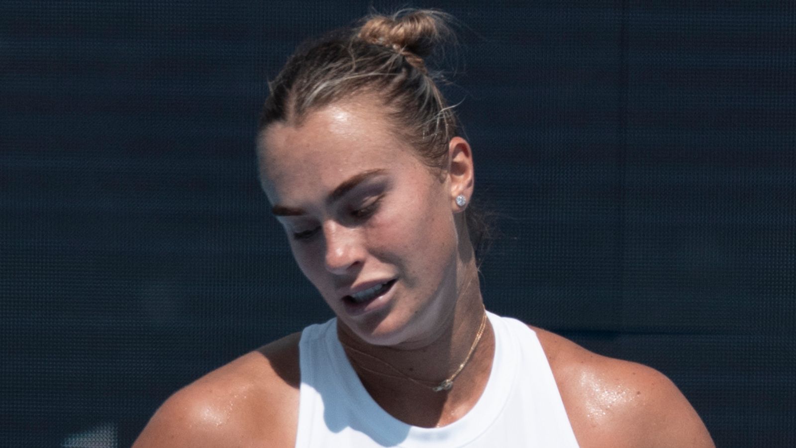 Cincinnati Open: Elena Rybakina upsets Aryna Sabalenka to set up semi-final meeting with Iga Swiatek | Tennis News