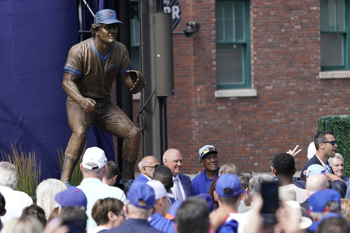 Cubs Set Tribute to Ryne Sandberg’s Legacy With Ceremony at Wrigley Field