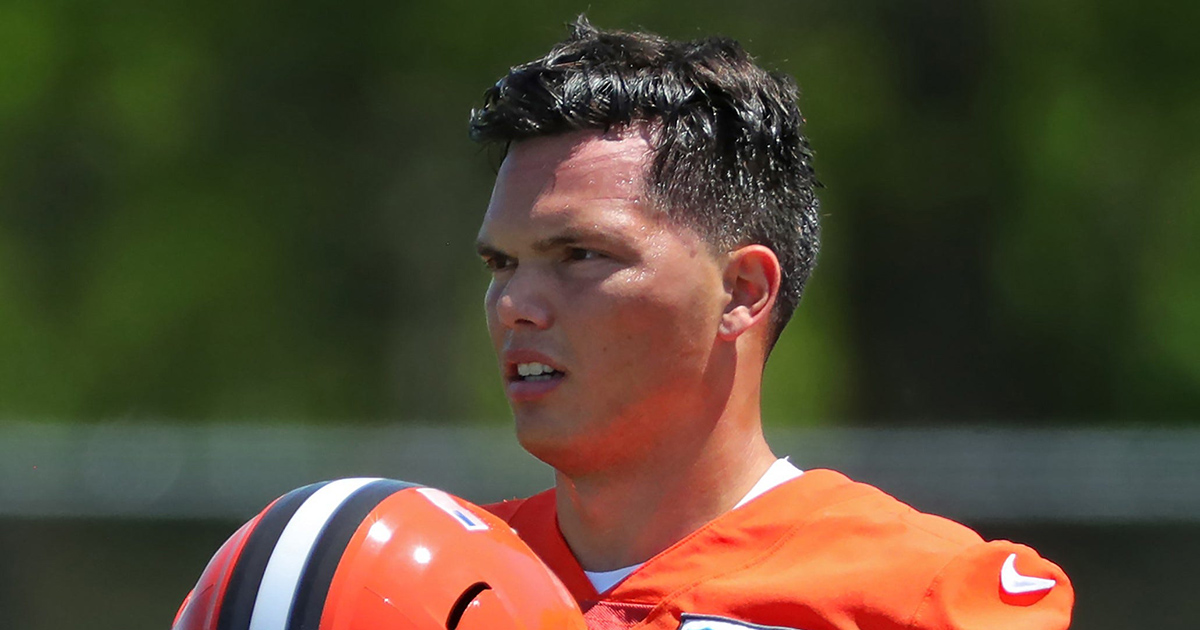 Dillon Gabriel clears the air on viral comments viewed as shot at Shedeur Sanders