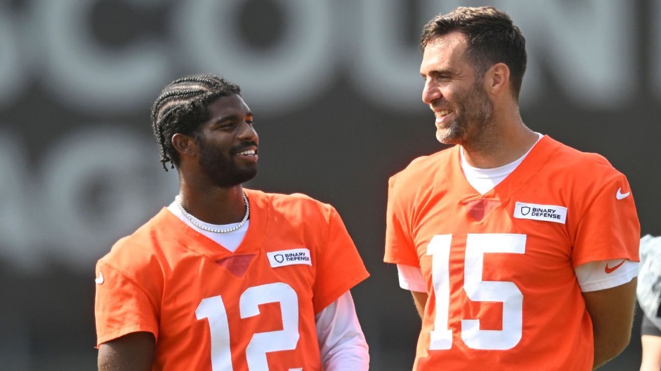 How the Browns are navigating a four-way QB competition