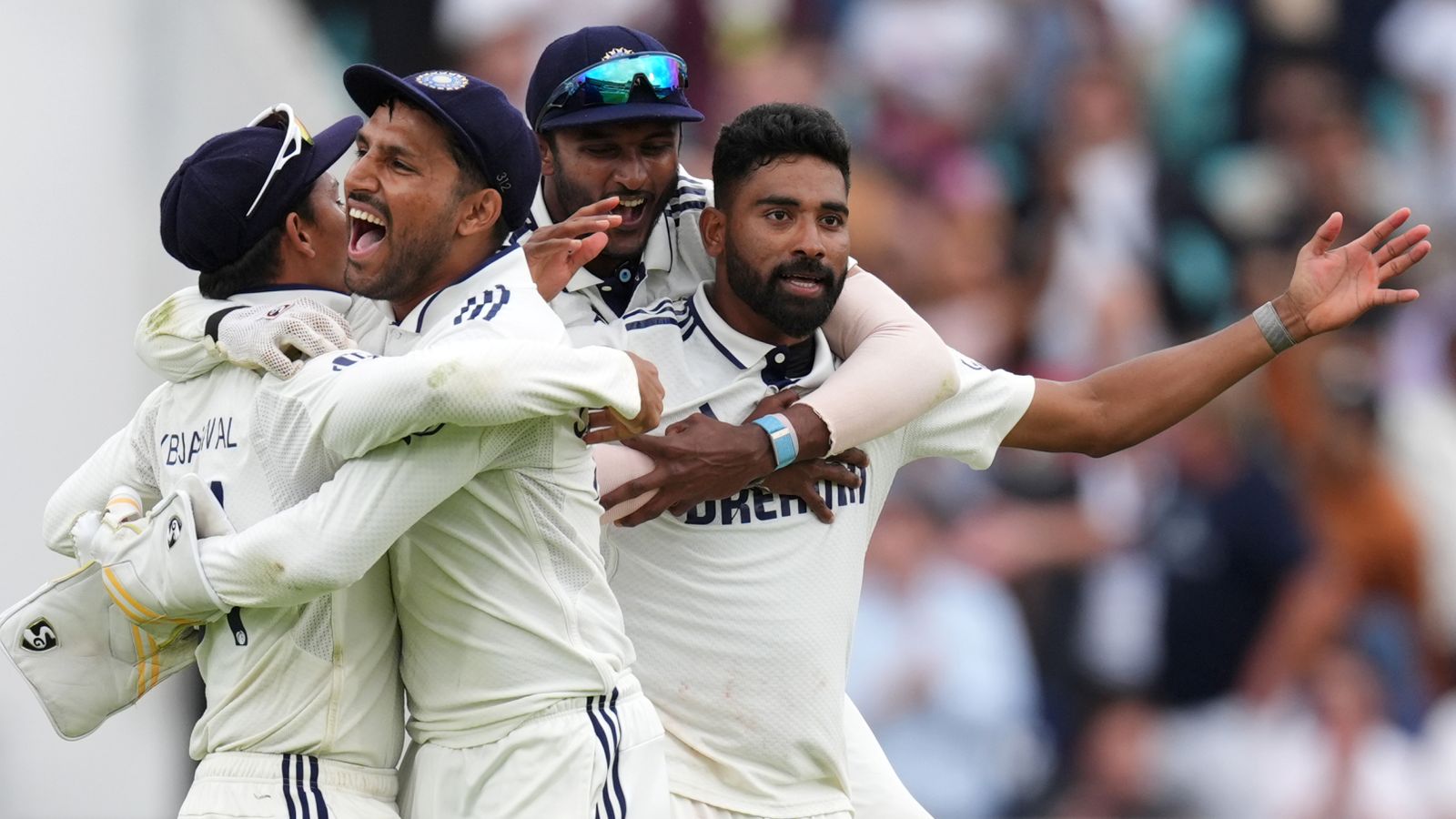India beat England by six runs in Oval epic to draw Test series 2-2 as Chris Woakes heads out to bat with arm in sling | Cricket News